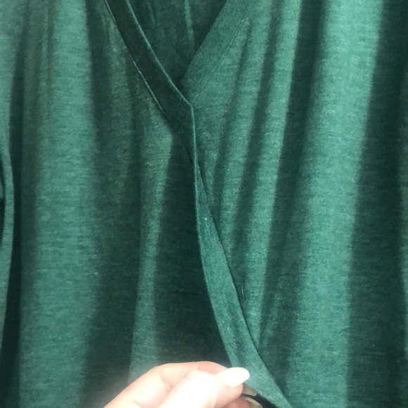 Puff sleeved surplice top - Picture 2 of 6